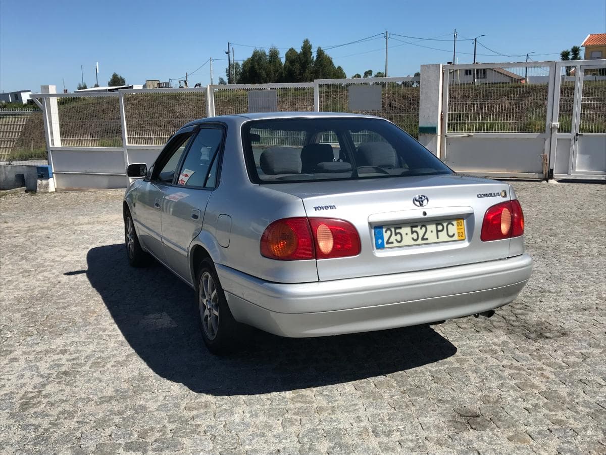 Toyota Corolla 1.4 16v · Ano 2000 — imagen 10