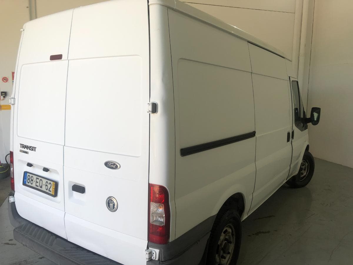 Ford Transit · Año 2007 — imagen 7