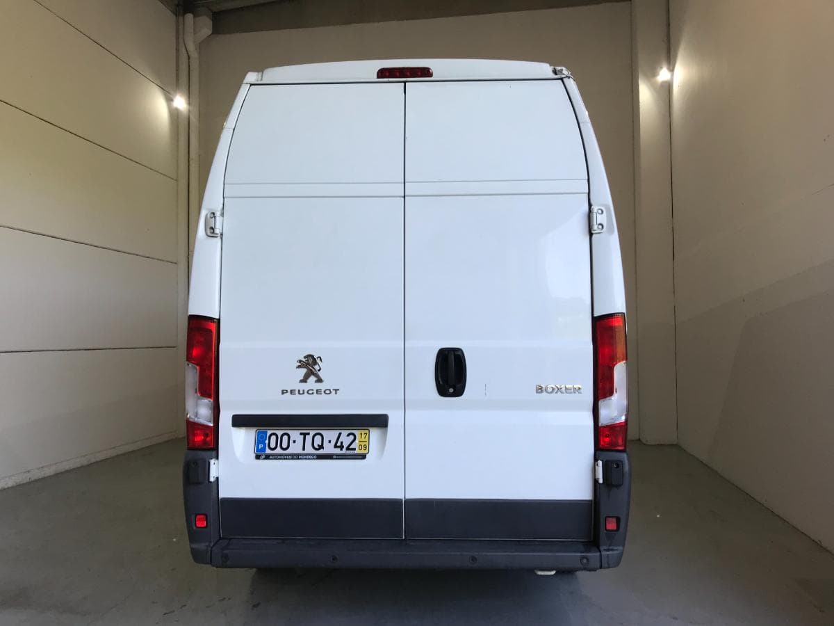 Peugeot Boxer 2.0 Blue HDI · Ano 2017 — imagen 6