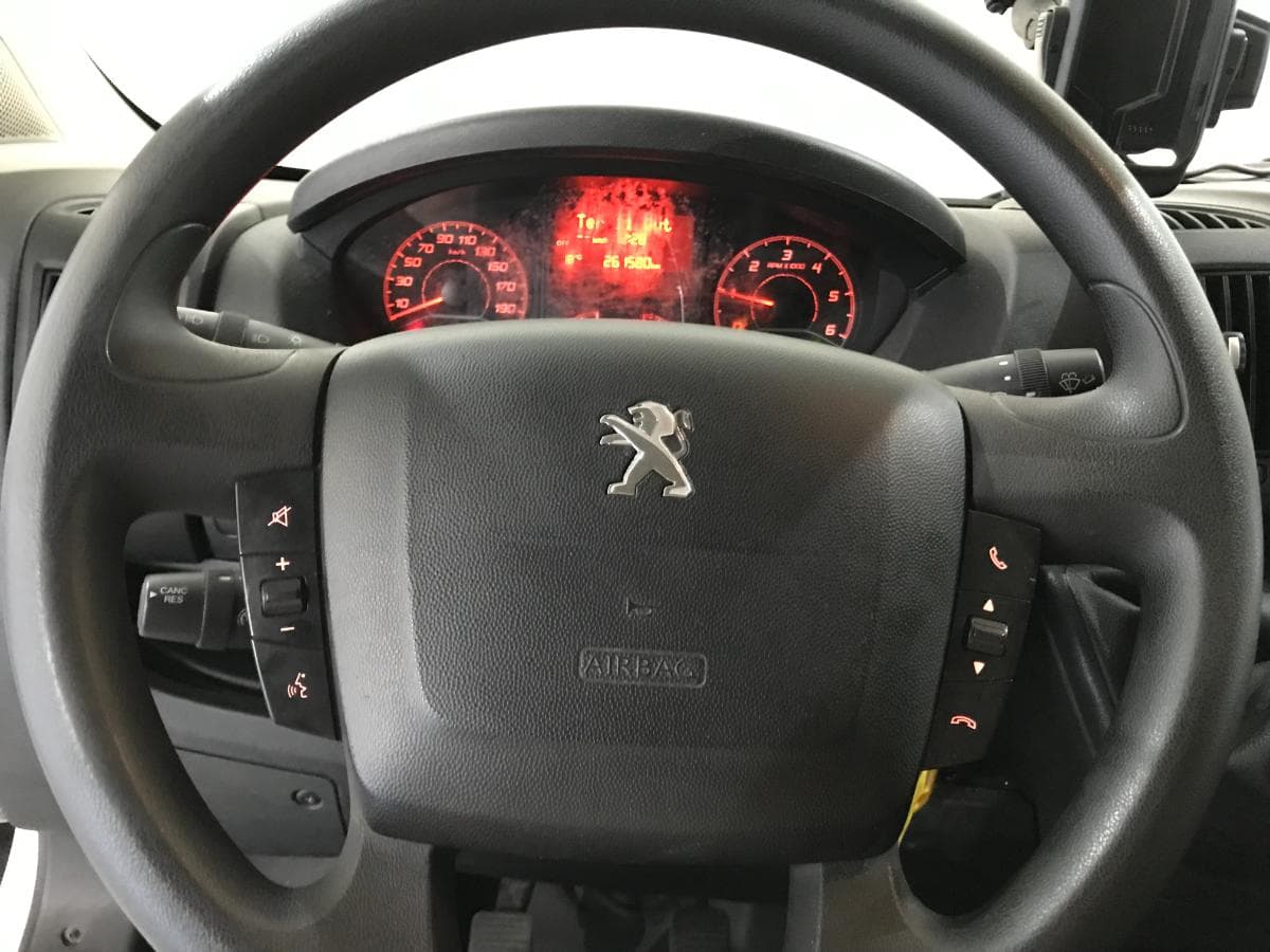 Peugeot Boxer 2.0 Blue HDI · Ano 2017 — imagen 25