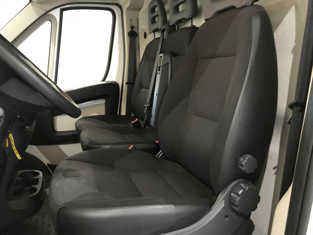 Peugeot Boxer 2.0 Blue HDI · Ano 2017 — imagen 29