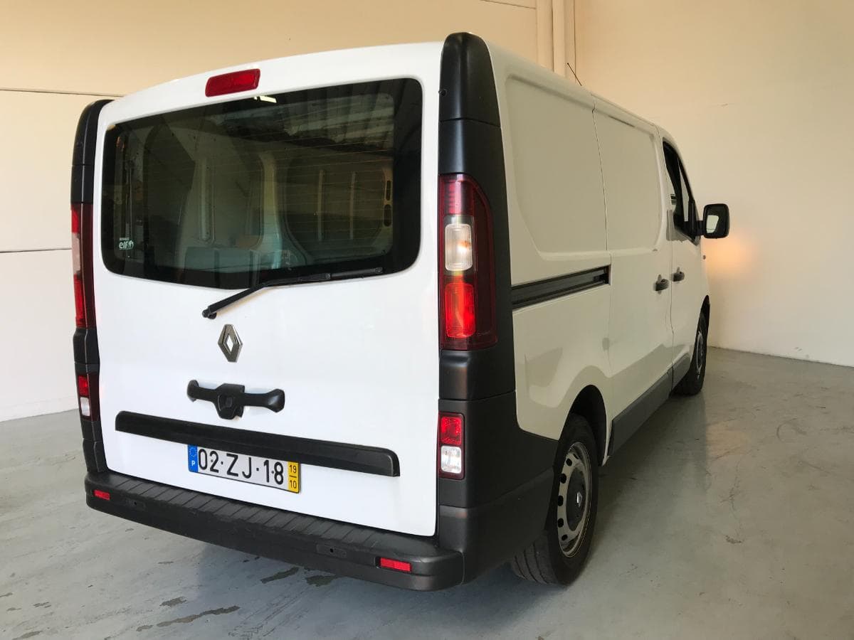 Renault Trafic 1.6 DCI · Ano 2019 — image 7