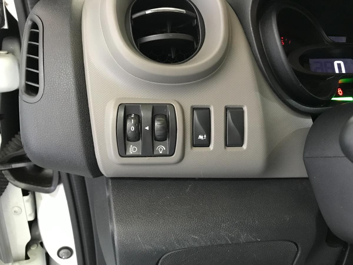 Renault Trafic 1.6 DCI · Ano 2019 — image 26