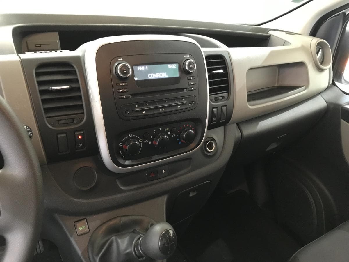 Renault Trafic 1.6 DCI · Ano 2019 — image 30