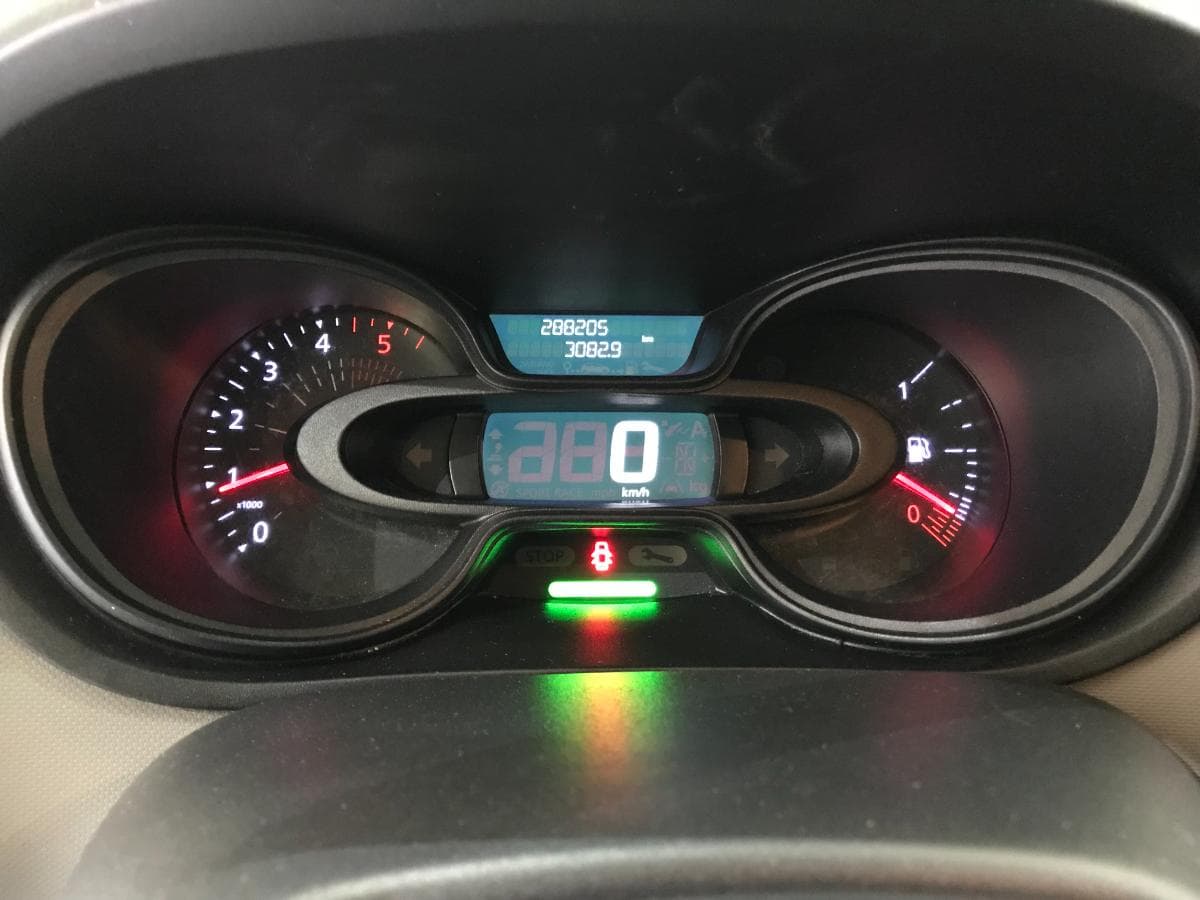 Renault Trafic 1.6 DCI · Ano 2019 — image 34