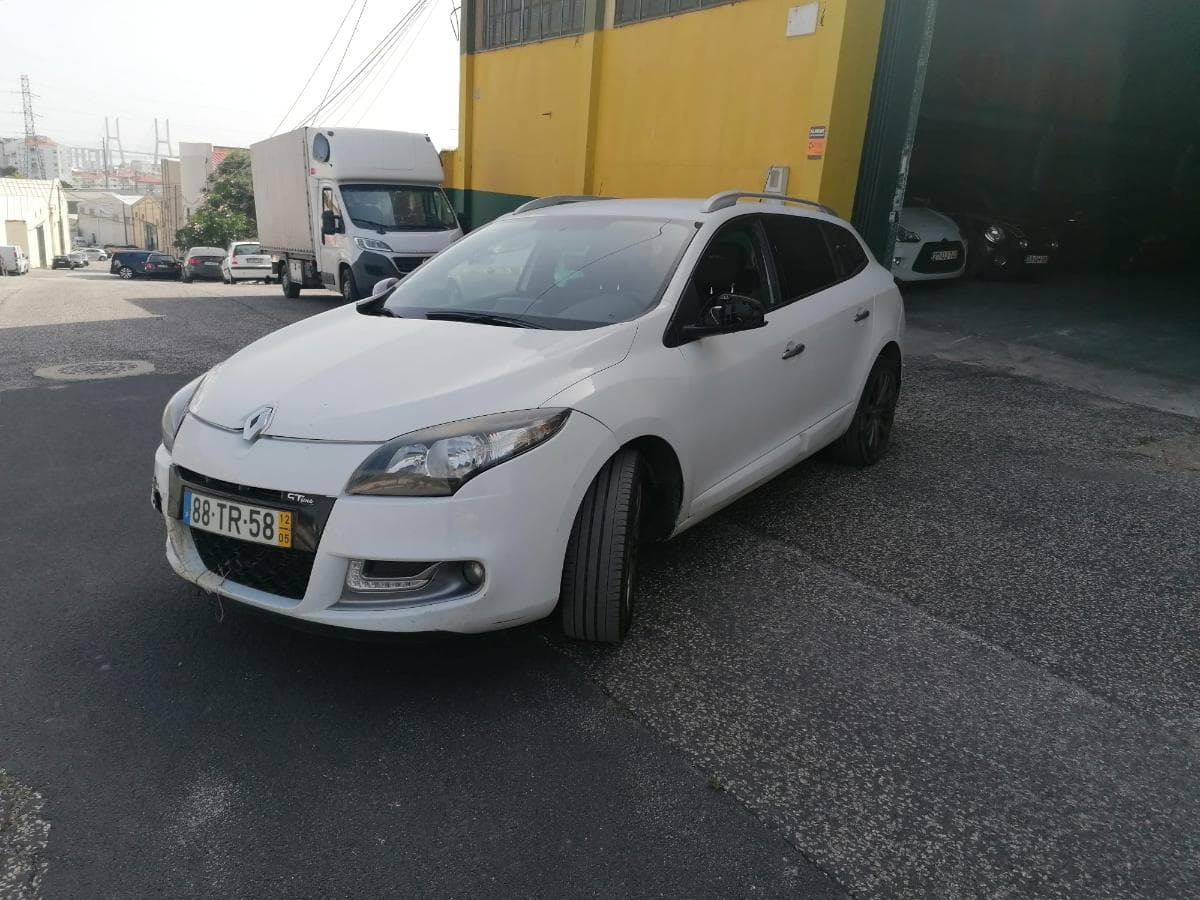 Renault Mégane 1.5DCI · Ano 2012 — imagen 1