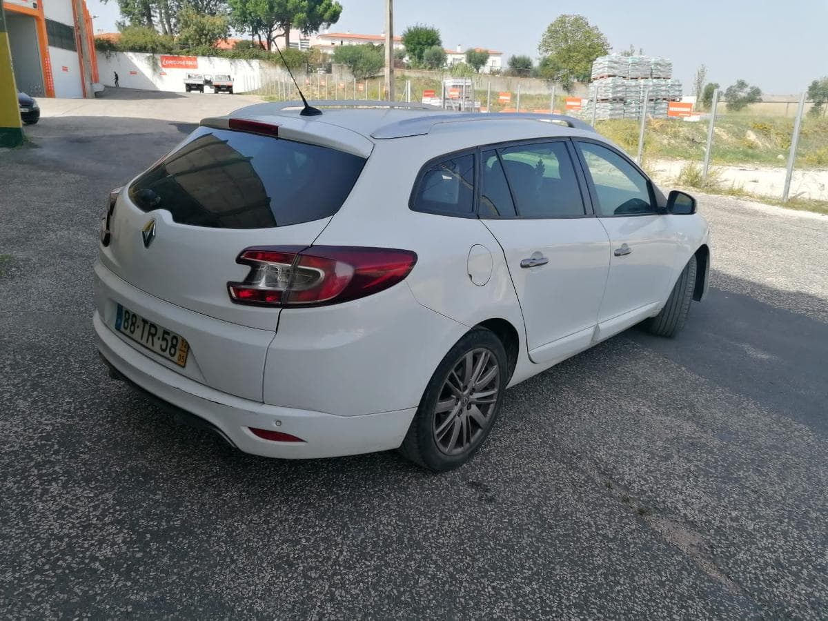 Renault Mégane 1.5DCI · Ano 2012 — imagen 3