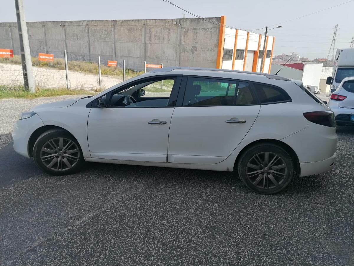 Renault Mégane 1.5DCI · Ano 2012 — imagen 6