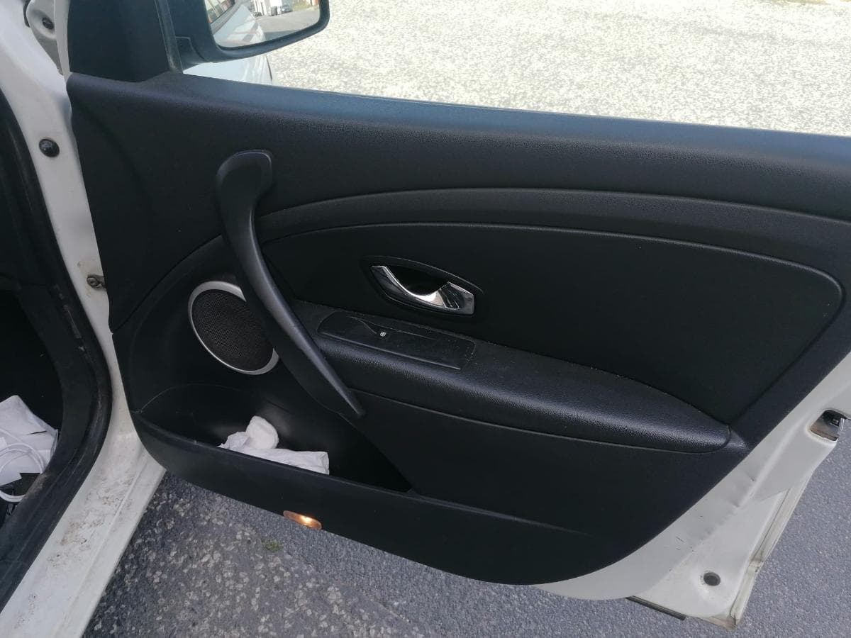 Renault Mégane 1.5DCI · Ano 2012 — imagen 14