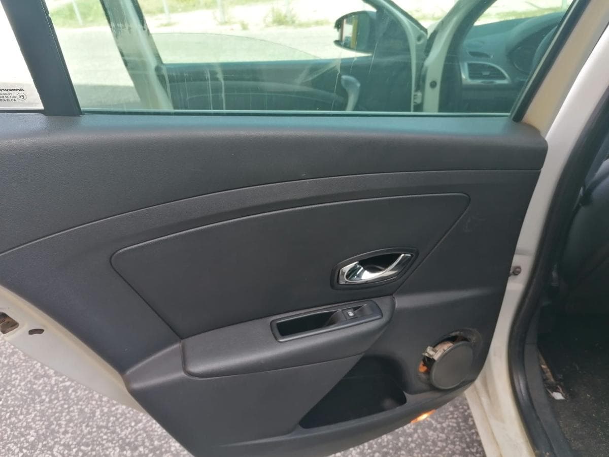 Renault Mégane 1.5DCI · Ano 2012 — imagen 18