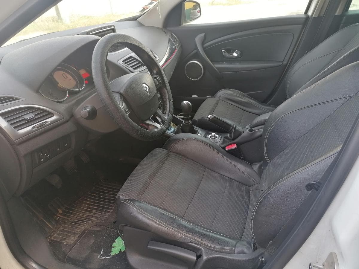 Renault Mégane 1.5DCI · Ano 2012 — imagen 19