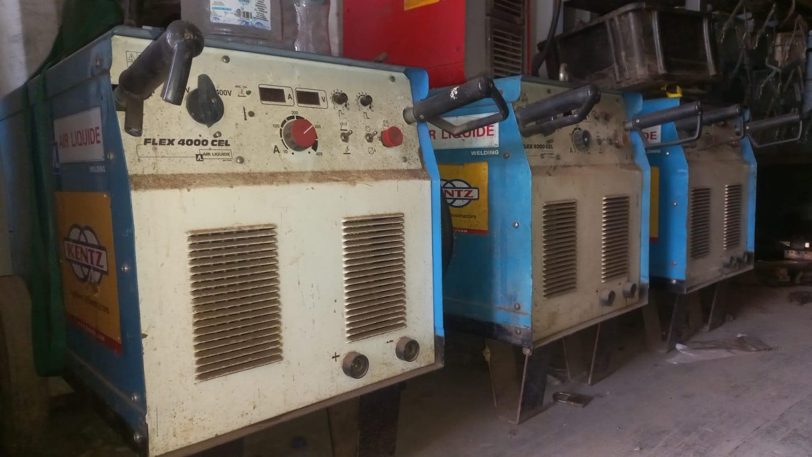 Diversos + Diversos + Diversos + Diversos + Diversos + Diversos + Diversos + Welding Machine + Welding Machine + Welding Machine + Ridgid Machine + Motores + Cut off machine + Caixas de Ferramenta + Varões + Diversos + Frolas + Cintos de Segurança + Diversos + Contentor de 40P · — imagem 40