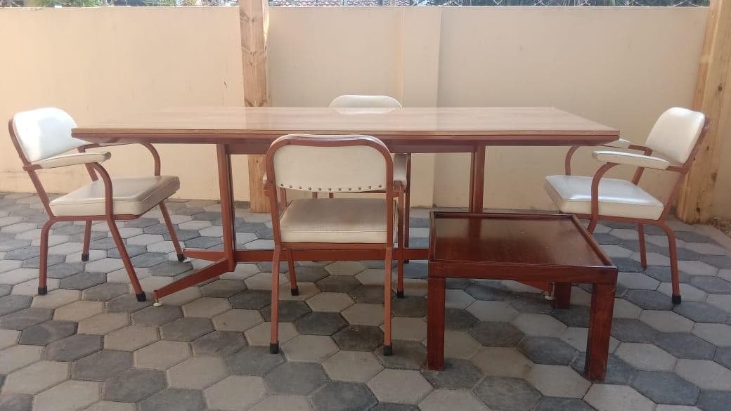 Mobilier de Bureau · — image 1