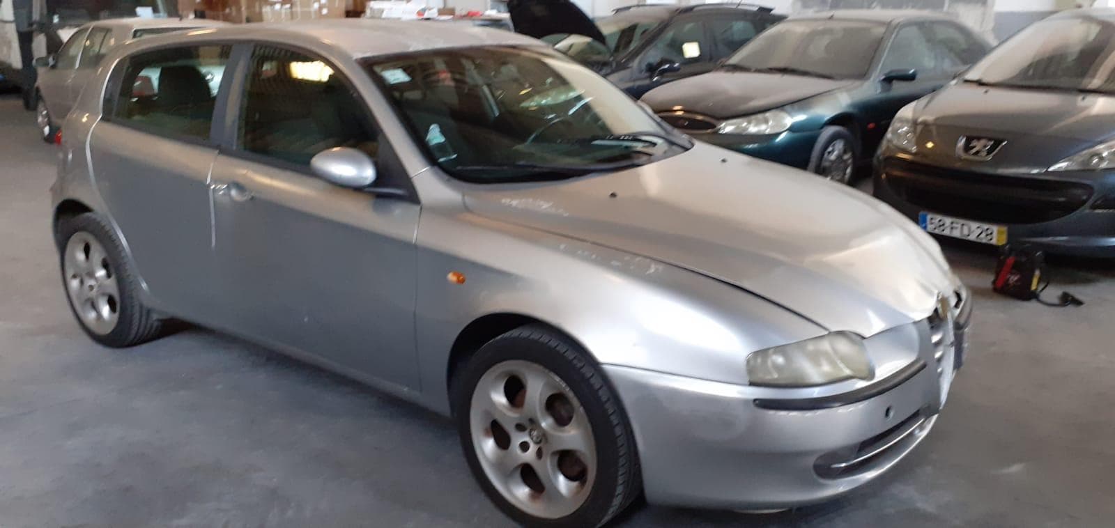 Alfa Romeo 147 1.6 16v · Ano 2002 — imagen 3