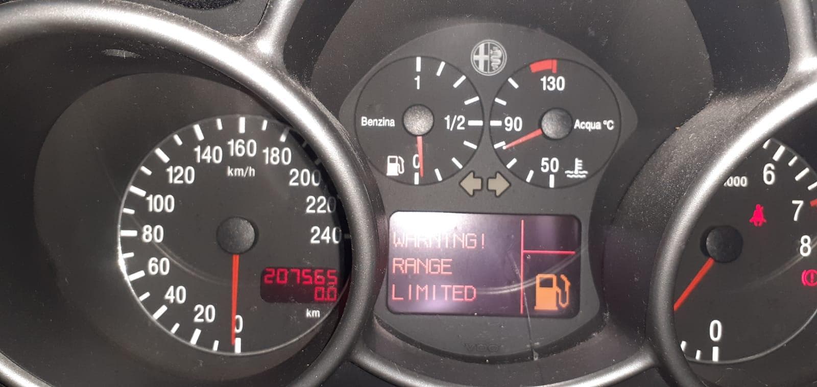 Alfa Romeo 147 1.6 16v · Ano 2002 — imagen 24