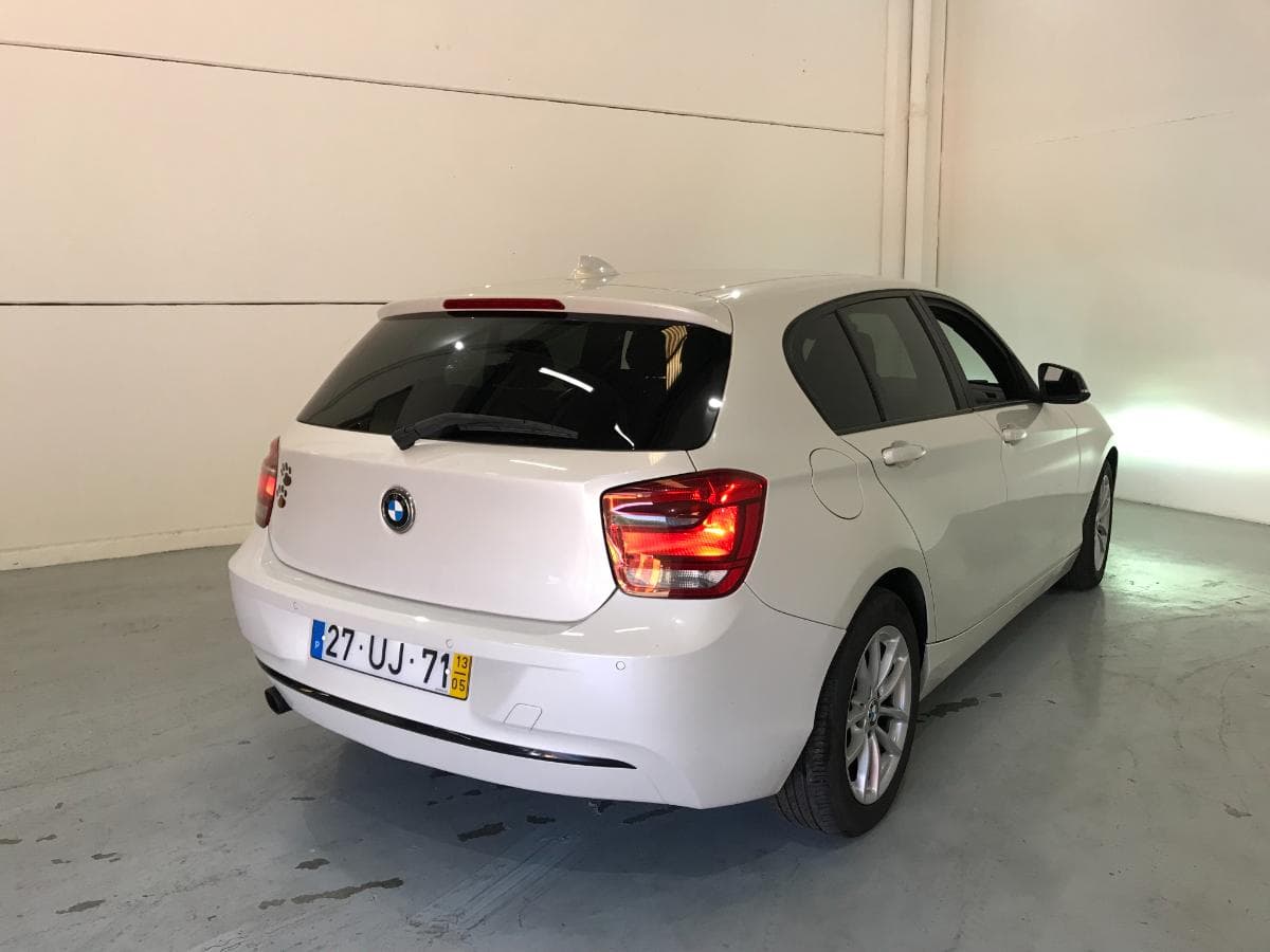 BMW 116D · Ano 2013 — imagen 7