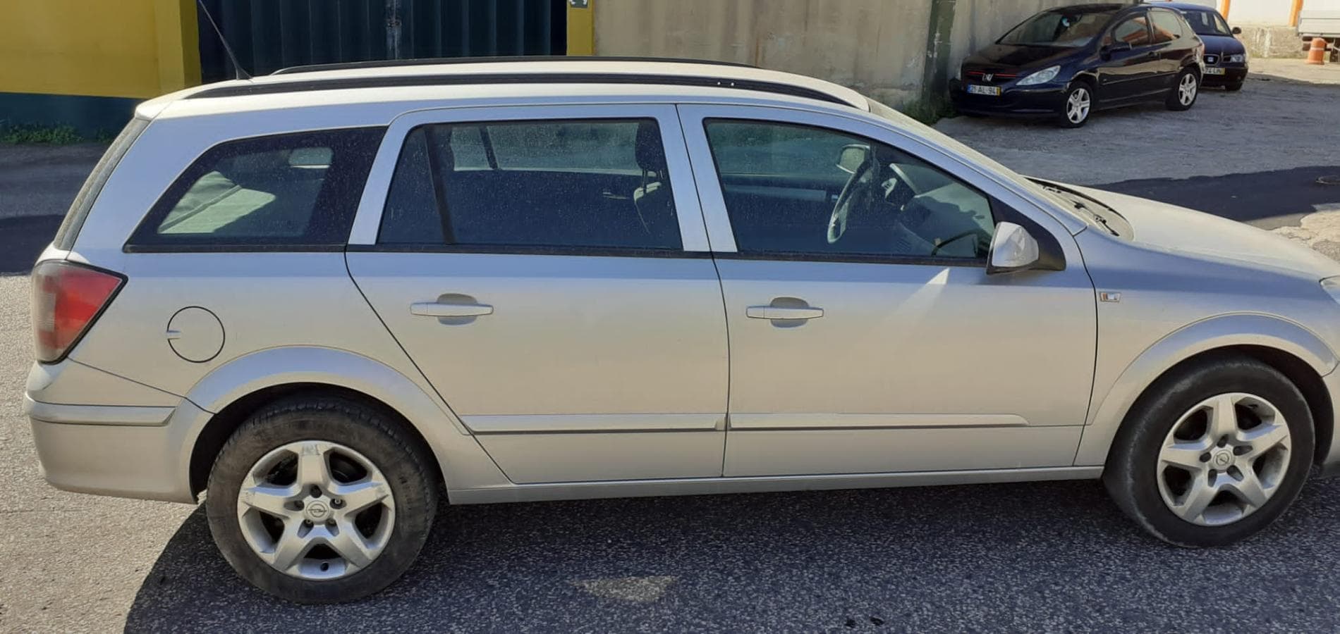 Opel Astra 1.3 CDTI · Ano 2008 — imagen 5
