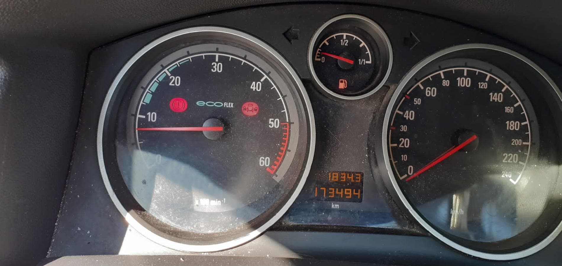 Opel Astra 1.3 CDTI · Ano 2008 — imagen 15