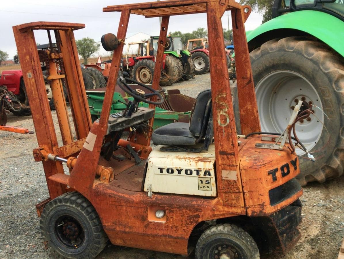 Montacargas Toyota — imagen 1