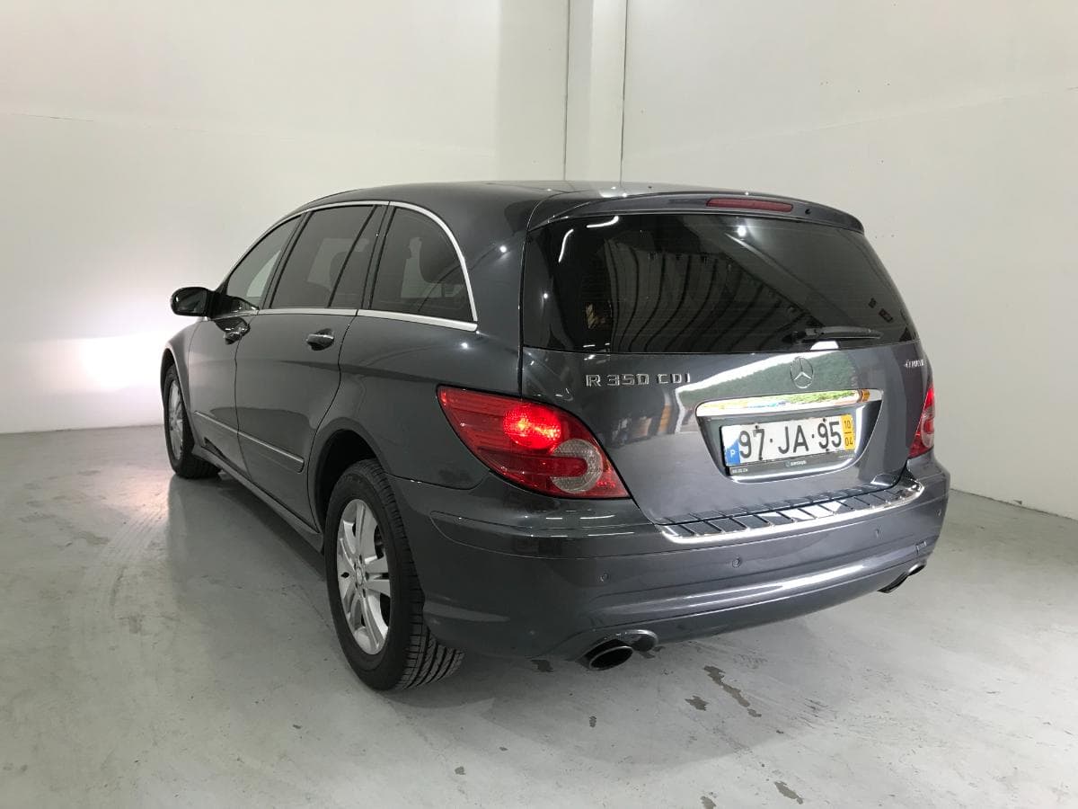 Mercedes-Benz R350 CDI 4-Matic · Ano 2010 — image 6