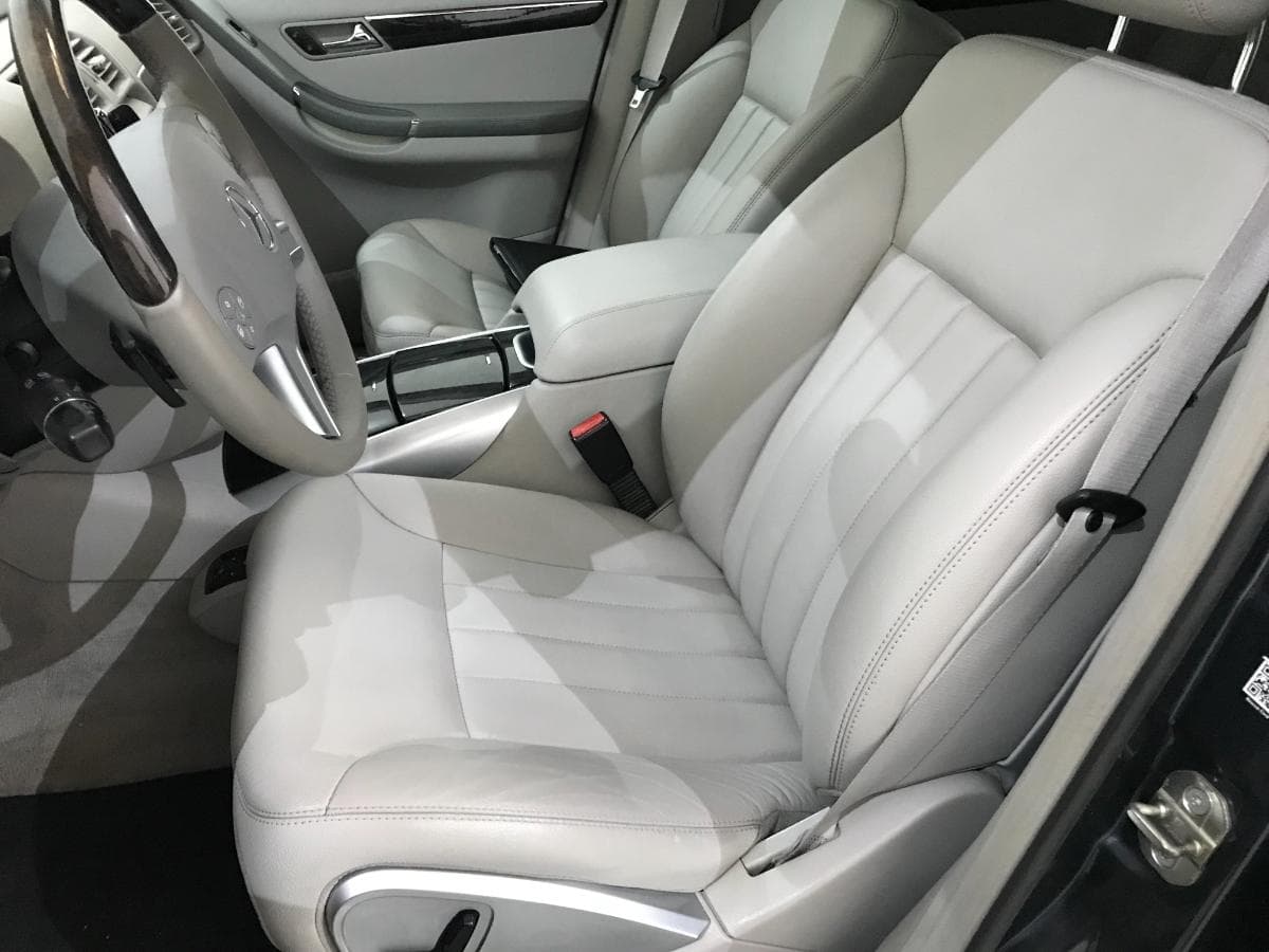 Mercedes-Benz R350 CDI 4-Matic · Ano 2010 — image 19