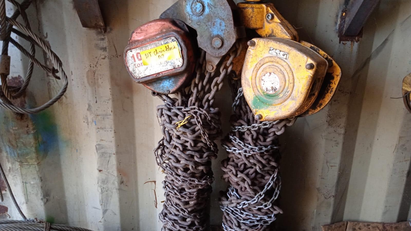 Diversos + Diversos + Manilhas + Diversos + Diversos + Diversos + Diversos + Diversos + Diversos + Diversos + Diversos + Diversos + Chain Block + Diversos + Diversos + Diversos + Diversos + Diversos + Diversos + Diversos + Contentor de 40P · — imagem 38