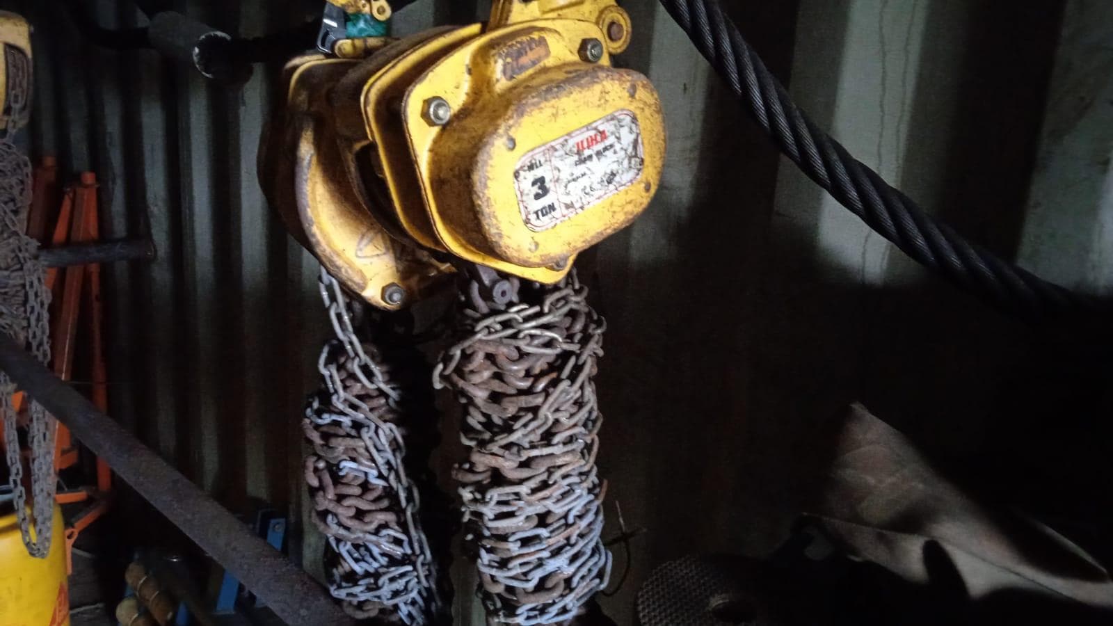 Diversos + Diversos + Manilhas + Diversos + Diversos + Diversos + Diversos + Diversos + Diversos + Diversos + Diversos + Diversos + Chain Block + Diversos + Diversos + Diversos + Diversos + Diversos + Diversos + Diversos + Contentor de 40P · — imagem 30