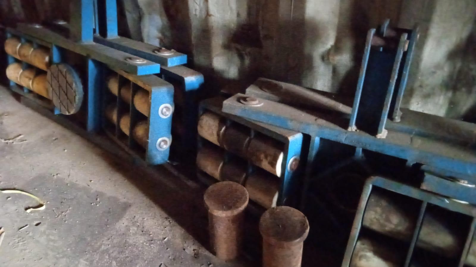 Diversos + Diversos + Manilhas + Diversos + Diversos + Diversos + Diversos + Diversos + Diversos + Diversos + Diversos + Diversos + Chain Block + Diversos + Diversos + Diversos + Diversos + Diversos + Diversos + Diversos + Contentor de 40P · — imagem 20