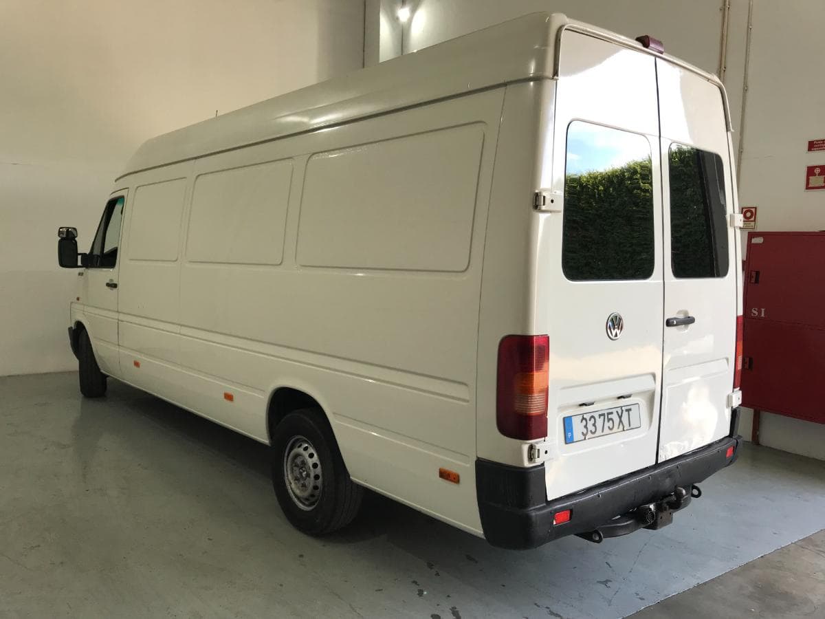Volkswagen LT 35 2.8TDI · Ano 2004 — imagen 4