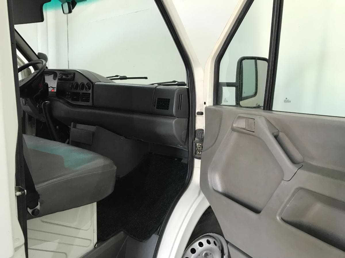 Volkswagen LT 35 2.8TDI · Ano 2004 — imagen 32