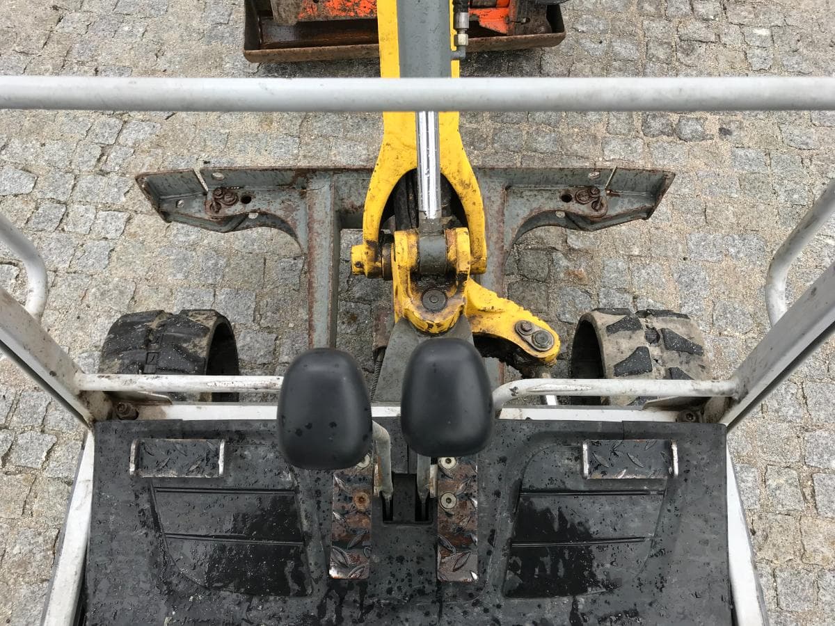 Mini giratória Wacker Neuson — image 13