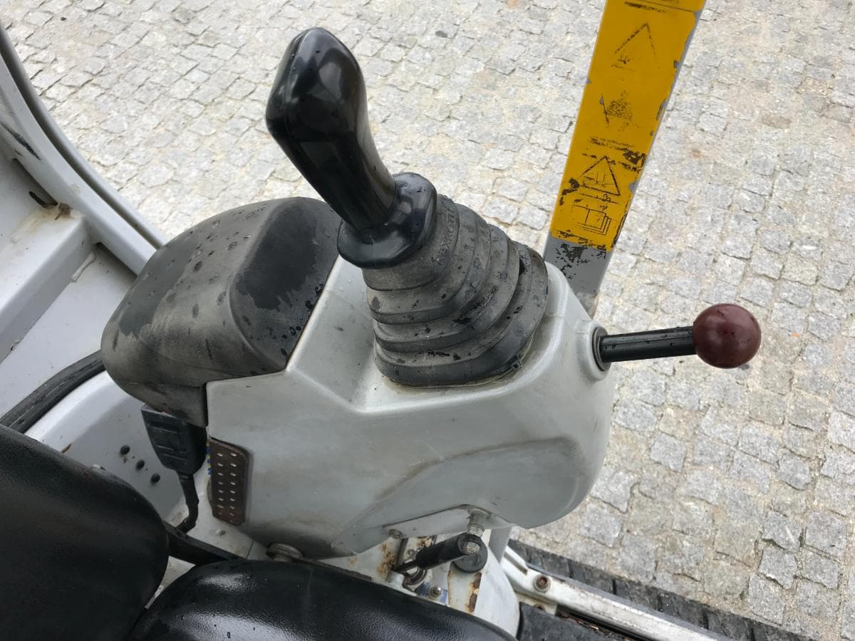 Mini giratória Wacker Neuson — image 14