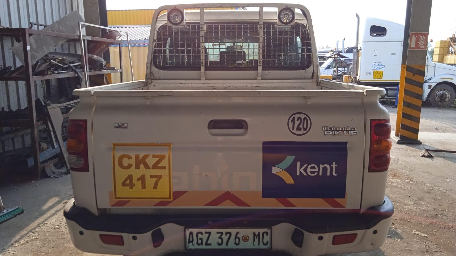 Mahindra Scorpio · — image 4