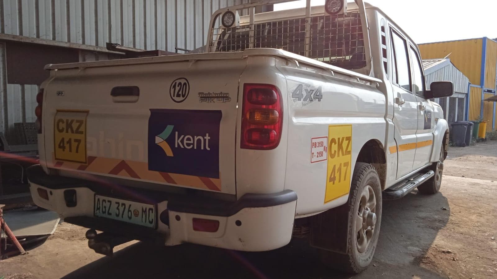 Mahindra Scorpio · — image 9