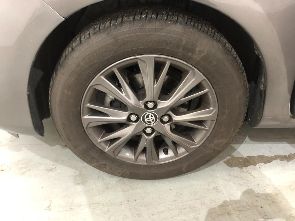 Toyota Yaris · Ano 2018 — image 13
