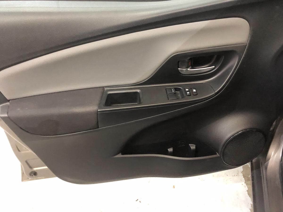 Toyota Yaris · Ano 2018 — image 18