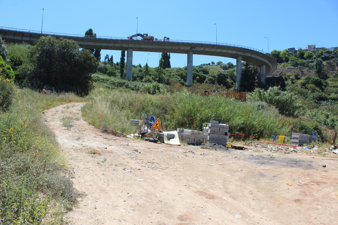 Terreno c/ 1,7 ha · Loures