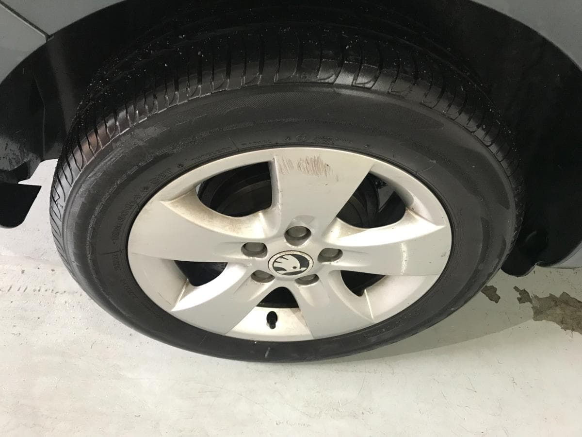 Skoda Fabia 1.2 TDI · Ano 2014 — image 15