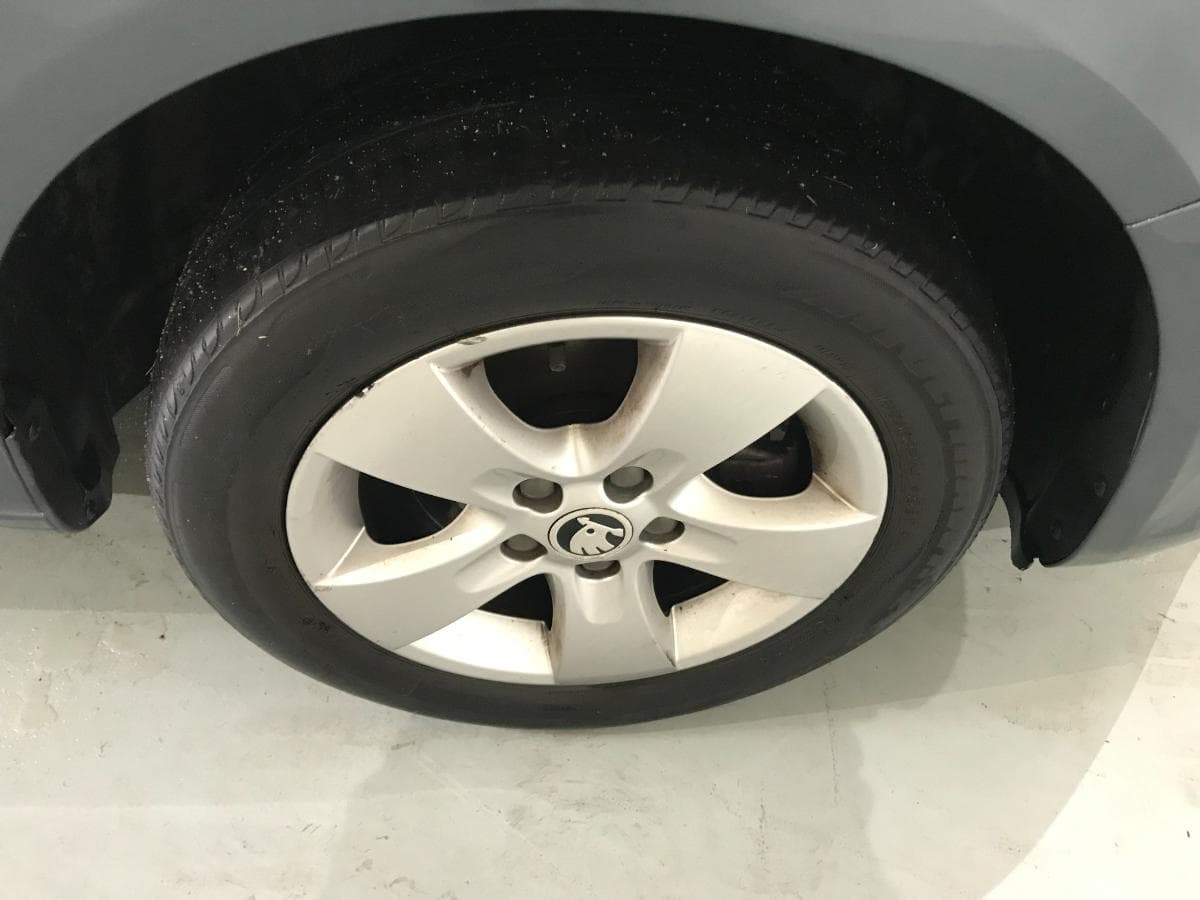 Skoda Fabia 1.2 TDI · Ano 2014 — image 16