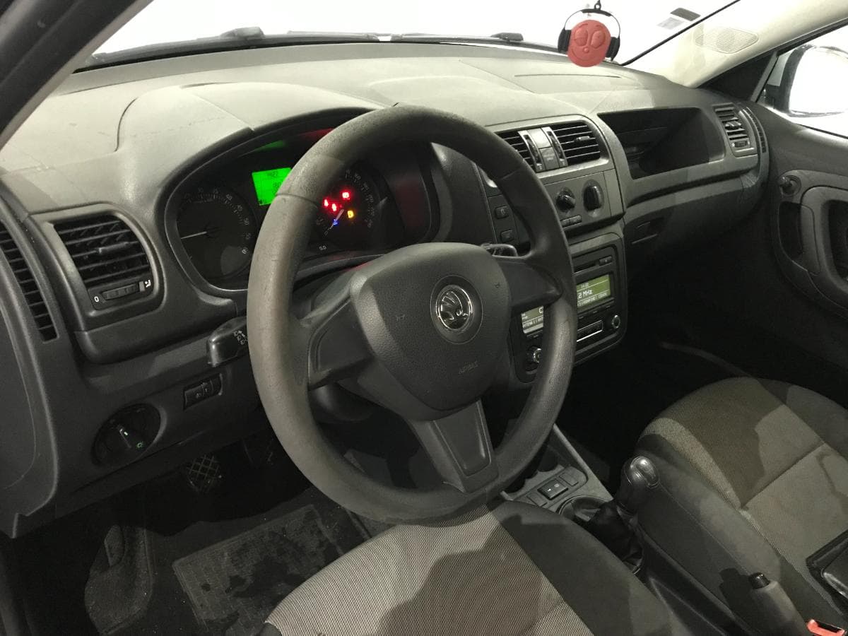 Skoda Fabia 1.2 TDI · Ano 2014 — image 31
