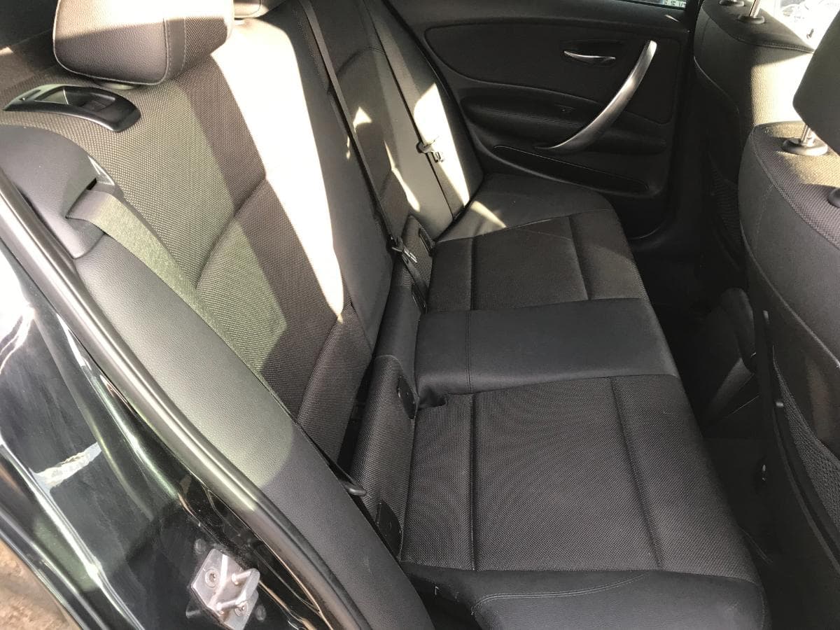 BMW 118D · Ano 2010 — imagen 21