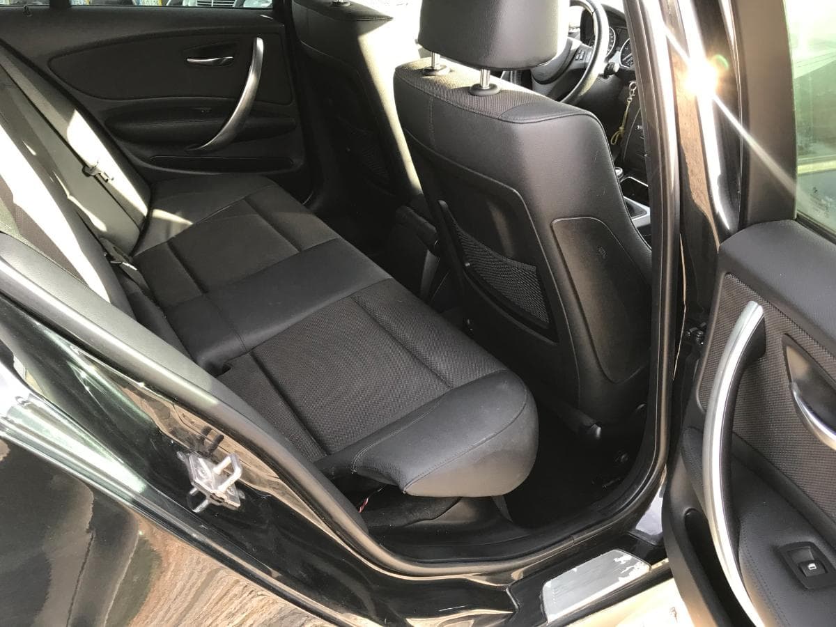 BMW 118D · Ano 2010 — imagen 25