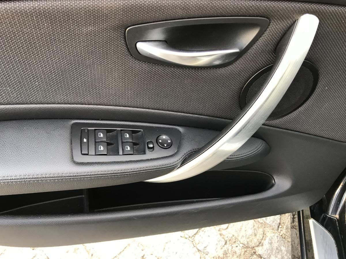 BMW 118D · Ano 2010 — imagen 29