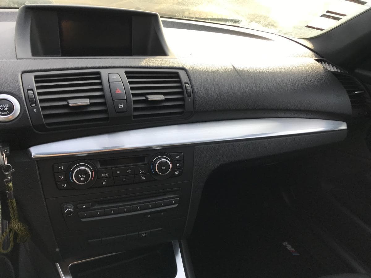 BMW 118D · Ano 2010 — imagen 30