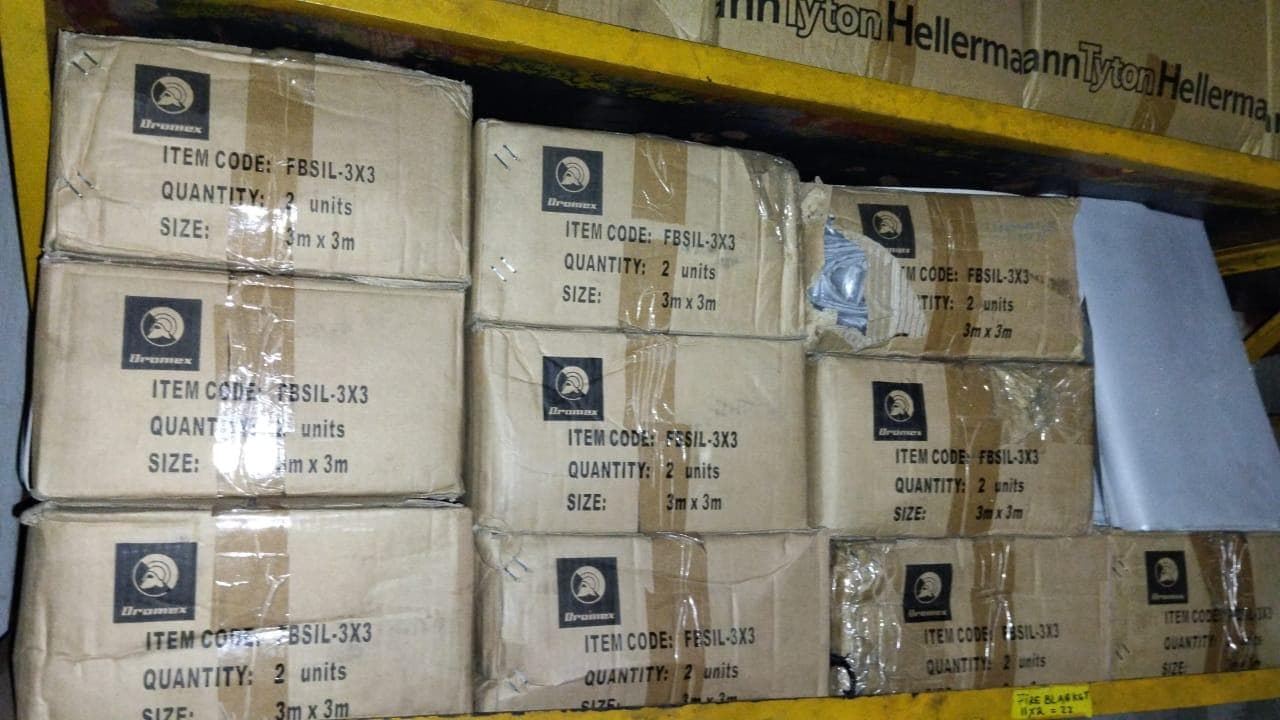 Diversos + Diversos + Grampos + Diversos + Diversos + Diversos + Electrodos + Diversos + Diversos + Diversos + Diversos + Diversos + Fitas + Diversos + Diversos + Máquinas Rebarbadora   + Diversos + Pregos 50×2.50mm + Diversos + Cintas + Cintas + Cintas + Cintas + Cintas + Mangueiras para maçarico  + Cintos de Segurança + Diversos + Diversos + Porcas + Porcas + Diversos + Pregos   + Parafusos + Material Hospitalar + Diversos + Cordas + Diversos + Material para Soldadura + Material para Instalacao electrica + Diversos + Spray Q20 + Braçadeiras + Rolos de rede   + Cerca de Segurança + Cabo flexível  + Abaraçadeiras + Materia para soldadura + Abraçadeiras + Diversos + Bombas de água   + Diversos + Compressor   + Contentor de 40P · — imagen 26