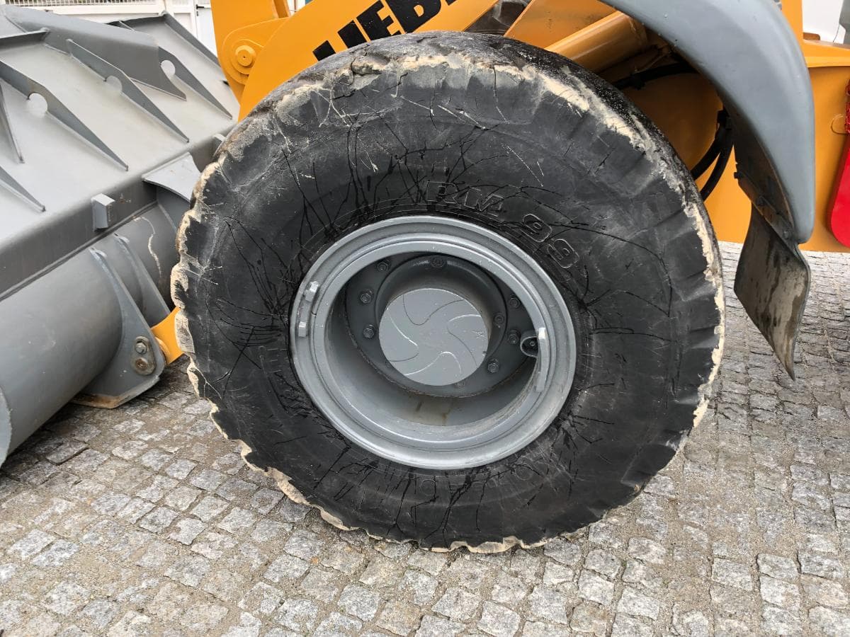 Pá Carregadora Liebherr L538 · Ano 2010 — imagen 11