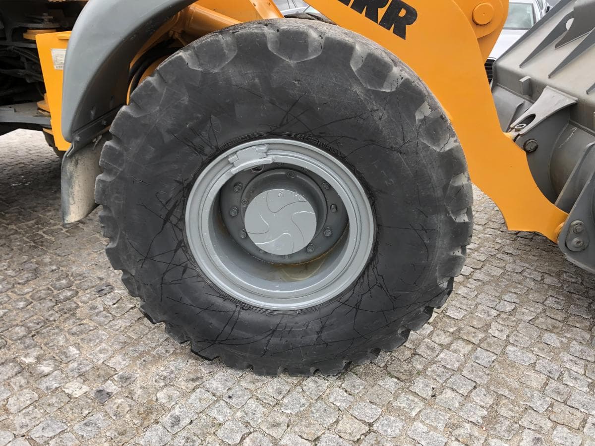 Pá Carregadora Liebherr L538 · Ano 2010 — imagen 13