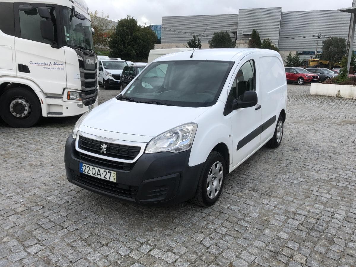 Peugeot Partner · Año 2015 — imagen 2