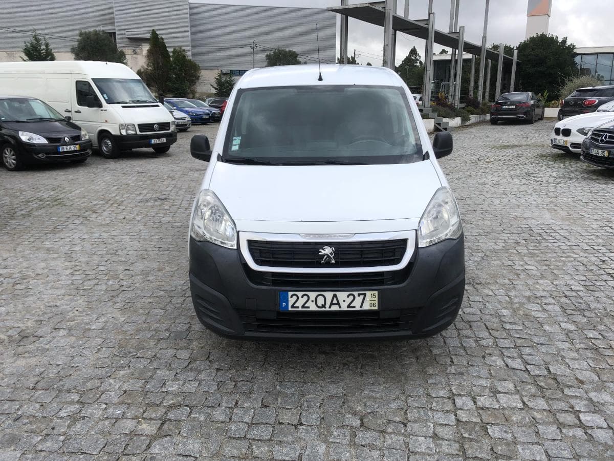 Peugeot Partner · Año 2015 — imagen 3