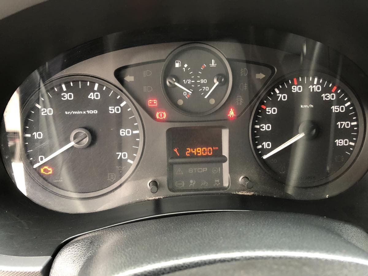 Peugeot Partner · Año 2015 — imagen 26